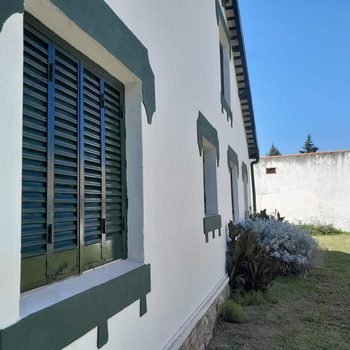 Se Vende Casa En Pleno Centro De La Cumbre. Apto Comercial
