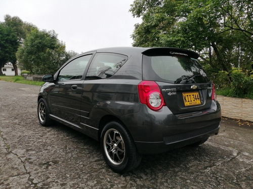 Chevrolet Aveo Emotion 2011 1.6 Gt