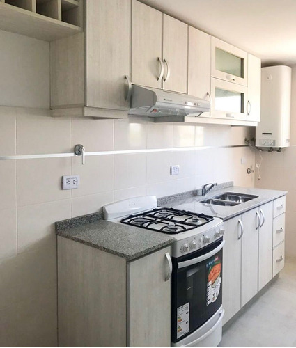 Departamento En Venta En Morón, G.b.a. Zona Oeste, Argentina