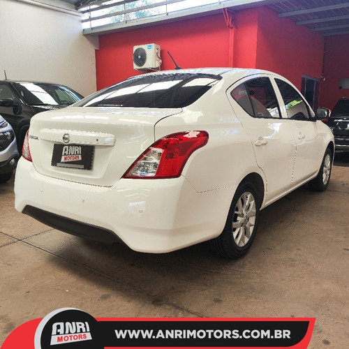 Nissan Versa 1.0 12v S 4p
