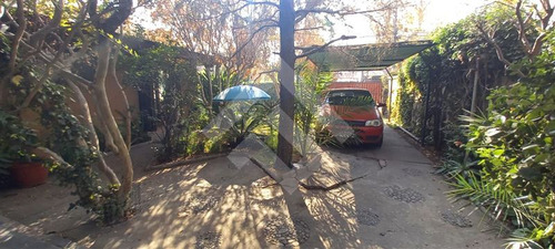 Casa En Venta De 3 Dorm. En La Reina