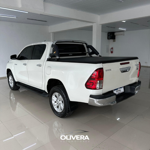 Toyota Hilux Hilux srv d/c 4x2