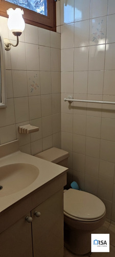 Imagen 2 de 30 de Maravillosa Casa En Sector Exclusivo De Lo Barnechea