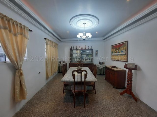 Casa En Venta En Castillejo Mls #24-3074