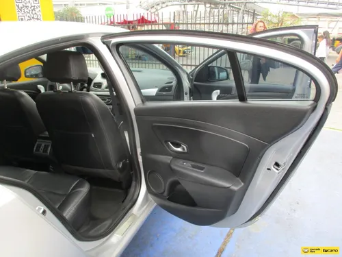 Renault Fluence PRIVILEGE 2000CC AT AA