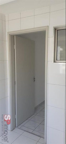 Imagem 6 de 8 de Apartamento De 03 Quartos Para Alugar Em Agua Fria