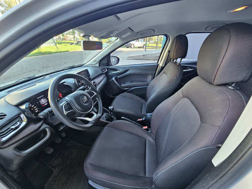 Fiat Cronos 1.8 16v Precision