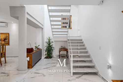 Espectacular Casa - 5 Amb. - 3 Dorm. - 450 M2 - Terraza - Quincho - Parrilla - Zona Embajadas