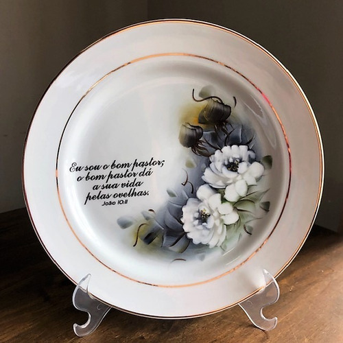 Imagem 1 de 4 de Prato Decorativo Pintado A Mão 25,5cm - P34