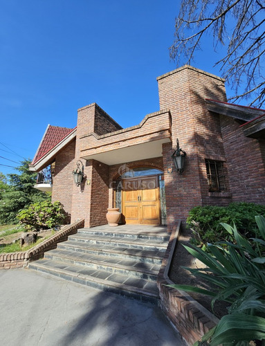 Chalet En Barrio Parque Calchaqui - Quilmes Oeste