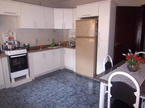 Imagem 8 de 18 de Casa 2 Quartos No Centro Em Guaratuba/pr - Imobiliária África - Ca0100 - 4710241