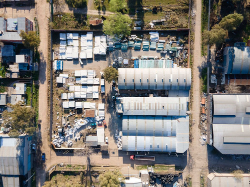 Imagen 4 de 14 de Alquiler Todo El Predio Cerrado 5 Galpones 3200 M2