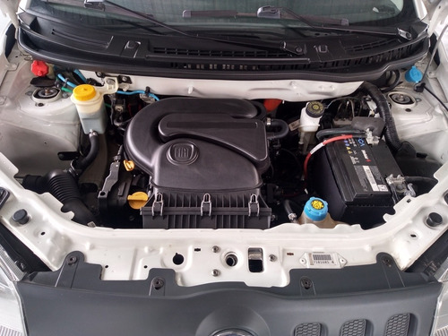 Fiat Fiorino Furgão Hard Working Branco1.4/8v - 2018/2018