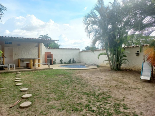 Imagen 18 de 19 de Los Frailejones Naguanagua Lindo Townhouse Maryori Wadskier 0414-9467879