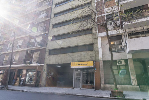 Imagen 8 de 9 de Venta Cochera En Recoleta. Acepta Permuta Mismo O Menor Valor. Excelente Estado Y Ubicación.