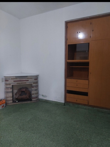 Banfield Este Casa De 4 Ambientes Dueña Directa