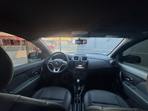 Renault Sandero Stepway Cab 2022- Juninautosmorente