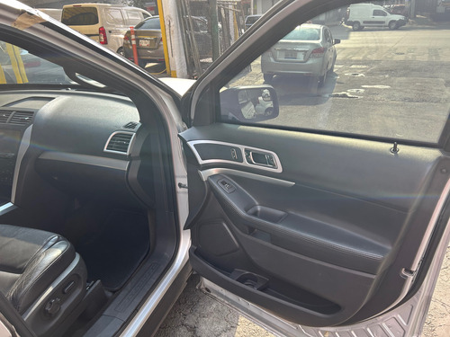 Ford Explorer 4.0 Xlt V6 3er Asiento Sync 4x2 Mt