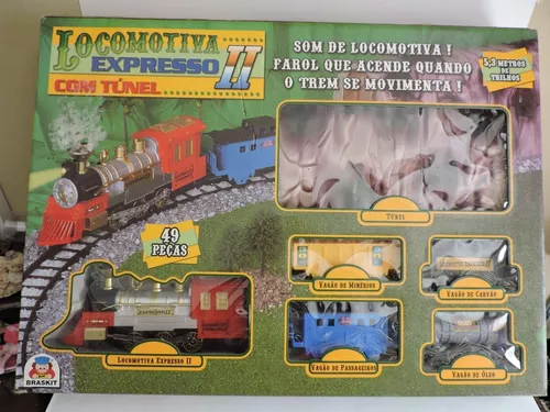 Trem Clássico Com Locomotiva E Vagões E Trilhos Pilhas Aa no Shoptime