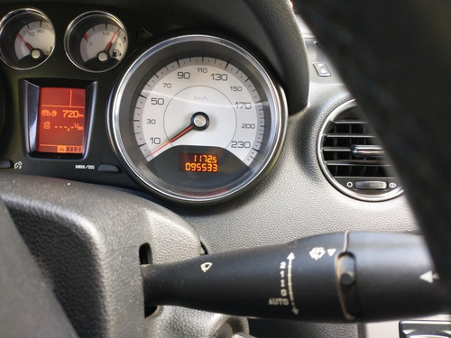 Peugeot 408 1.6 Feline Hdi 115cv 2013