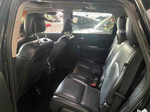 Imagen 7 de 9 de Dodge Journey 3.6 Rt V6 7 Pas At 2013