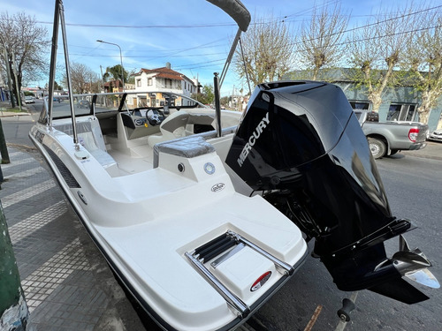 Canestrari 208 Con Mercury 200 V6 4t Edunor