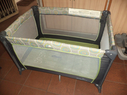 Imagen 5 de 7 de Coche, Portabebé Y Corral Marca Evenflo