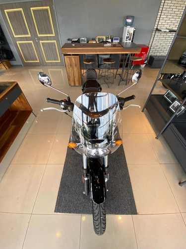 Imagen 7 de 15 de Royal Enfield Meteor 350 Supernova Brown