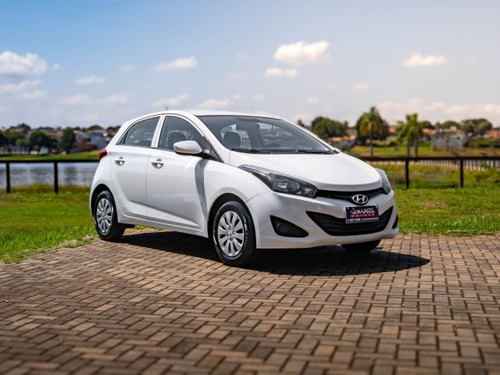 Hyundai HB20 HB20 1.0 COMFORT PLUS 12V FLEX 4P MANUAL