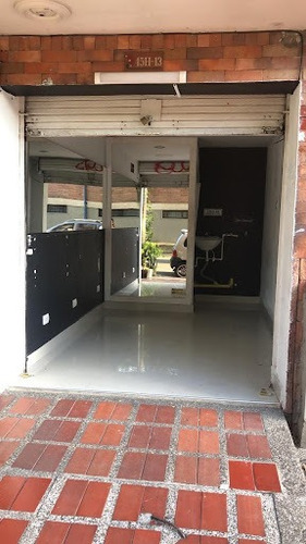 Imagen 1 de 4 de Locales En Arriendo Alcala 1074-675