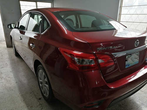 Nissan Sentra Advance 2017 Rojo