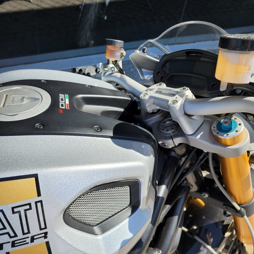 Imagen 6 de 13 de Ducati Monster 1100 S Gris Año 2010 Ducati Rosario