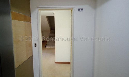 Ss: Vende Apartamento 23-15207 En Lomas De Las Mercedes De 205 M2, 3h/4b/4pe
