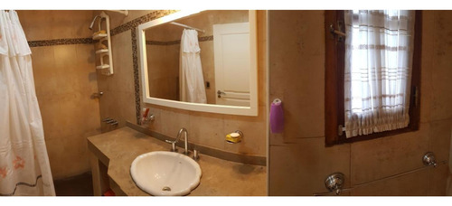 Venta Casa + Depto. Merlo Apto Credito. Calle Mitre Al 2000