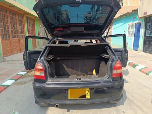 Volkswagen Gol 1.8 Basico