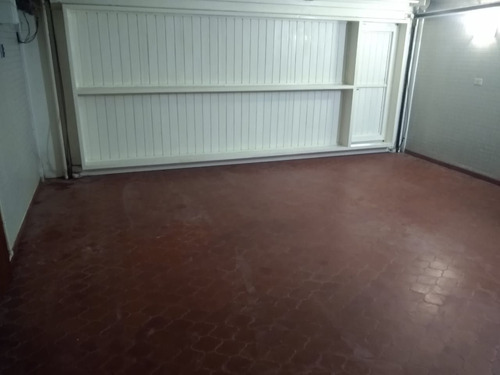 Venta Casa 5 Ambientes Bernal