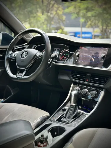 Volkswagen Jetta 1.4 Tsi R-line