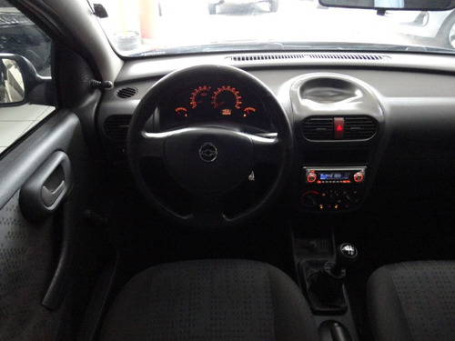 Chevrolet Corsa 1.4 MPFI MAXX SEDAN 8V FLEX 4P MANUAL