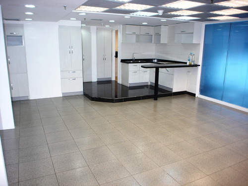 Imagen 10 de 14 de Impecable Oficina En Venta 534mts - Centro Empresarial Galipan - El Rosal