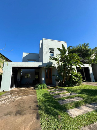 Casa En Venta En Country Veraterra