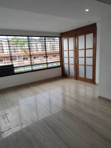 Imagen 2 de 12 de Alquilo Pb 295m2 5h/6b/3p La Boyera 1825