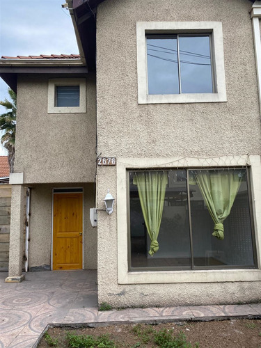 Casa En Venta De 3 Dorm. En Sector Rinconada Maipu