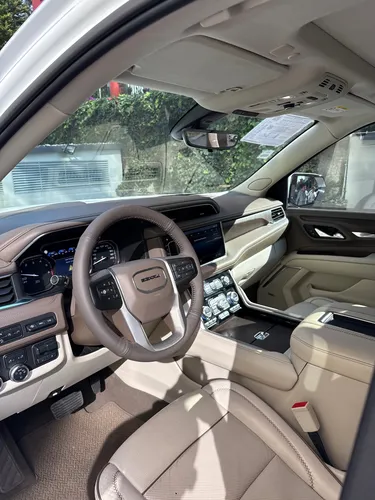GMC Yukon 6.2 Denali 8 Vel Awd At