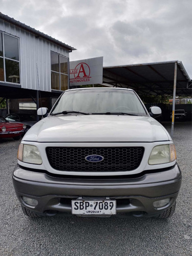 Ford F-150 4.6 Xlt V8 4x4 Space Cab