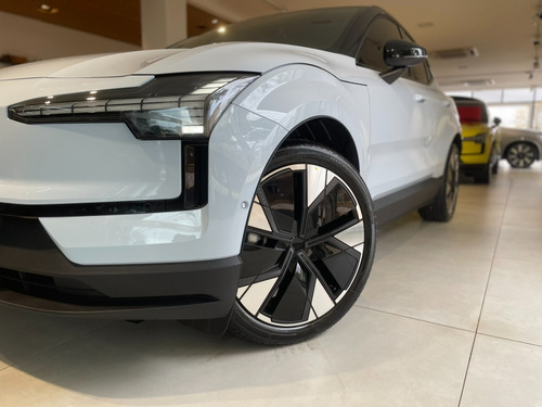 Volvo EX30 69 KW ELÉTRICO ULTRA
