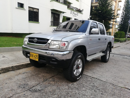 Toyota Hilux 2.4 Ex Hi Rider Plus