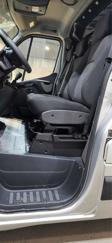 Imagen 18 de 25 de Renault Master 2023 2.3 L1h1 Aa