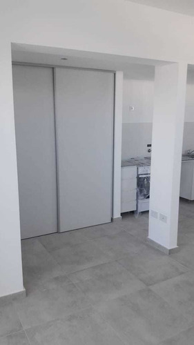Imagen 6 de 20 de Departamento En Venta En La Plata