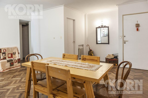 Imagen 3 de 12 de Venta Semipiso 3 Ambientes Con Baño De Servicio Y Balcon Al Contrafrente En Barrio Norte