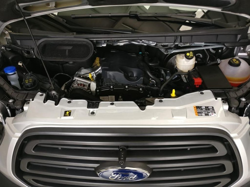 Imagen 8 de 13 de Ford Transit Larga Techo Alto 2022